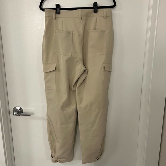 CRESCENT Alta Beige Utility Cargo Pants NWT Size Large - Picture 5 of 8